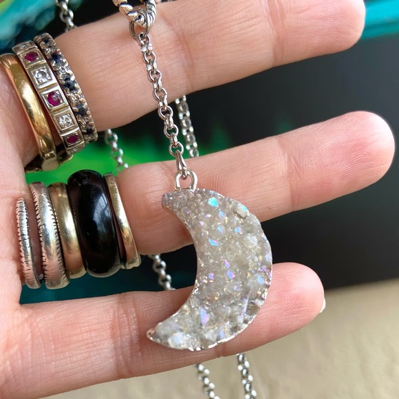 Lariat Y shape necklace iridescent druzy quartz crecent moon charm - Picture 2 of 11